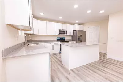 2399 Cr 423, Lake Panasoffkee, FL 33538 - Photo 7