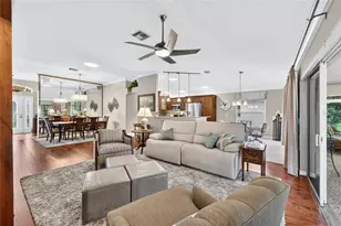 7775 SE 168th Lone Oak Loop, The Villages, FL 32162 - Photo 19