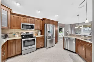 7775 SE 168th Lone Oak Loop, The Villages, FL 32162 - Photo 21