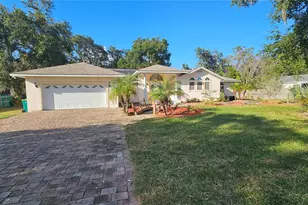 25 E Chesley Ave, Eustis, FL 32726 - Photo 1