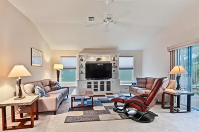 1073 Alcove Loop, The Villages, FL 32162 - Photo 9