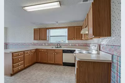 930 Ramos Drive, The Villages, FL 32159 - Photo 9