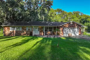 35933 Clear Lake Cir, Eustis, FL 32736 - Photo 7