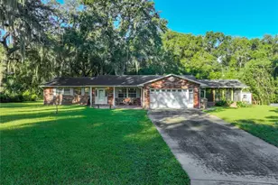 35933 Clear Lake Cir, Eustis, FL 32736 - Photo 1