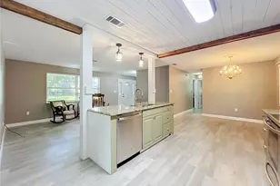 35933 Clear Lake Cir, Eustis, FL 32736 - Photo 23
