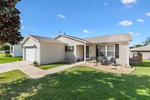 1019 Golden Grove Dr, The Villages, FL 32162 - Photo 1