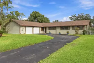 2141 NE 9th St, Ocala, FL 34470 - Photo 1