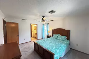 5220 Royal Oak Dr, Fruitland Park, FL 34731 - Photo 7
