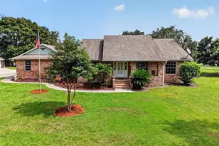 37048 Mill Stream Ct, Eustis, FL 32736 - Photo 1