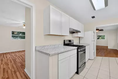 552 Highland Drive, Eustis, FL 32726 - Photo 11