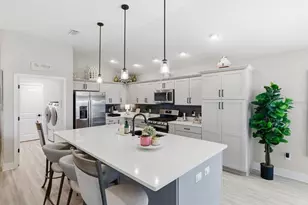 7528 Daniel Collins Ct, The Villages, FL 34762 - Photo 17