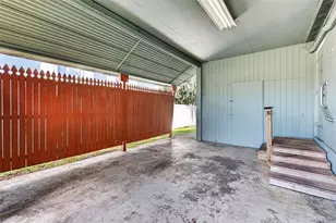 1610 Park Dr, Leesburg, FL 34748 - Photo 11