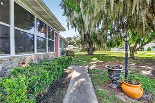 1610 Park Dr, Leesburg, FL 34748 - Photo 3