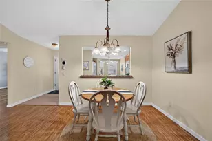 16758 SE 84th Colerain Cir, The Villages, FL 32162 - Photo 11