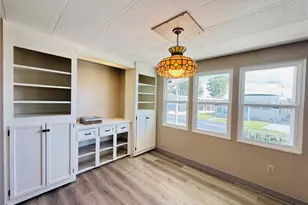 488 Marina Ln, Tavares, FL 32778 - Photo 13