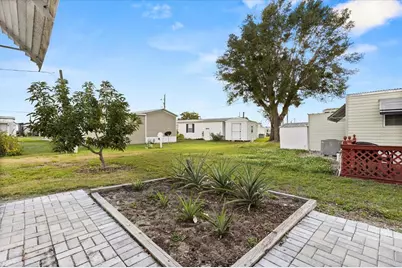 465 Marina Lane, Tavares, FL 32778 - Photo 23