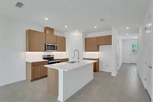31630 Ocean Breeze Dr, San Antonio, FL 33576 - Photo 13