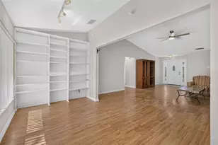 6355 Berkshire Pass, Leesburg, FL 34748 - Photo 23