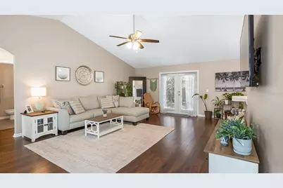 245 Valley Edge Drive, Minneola, FL 34715 - Photo 9