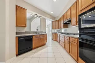 2852 Cape Horn Ct, Tavares, FL 32778 - Photo 27