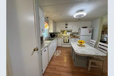 6733 Kensington Drive NE, Winter Haven, FL 33881 - Photo 5