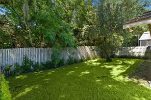 1522 S Pointe Dr, Leesburg, FL 34748 - Photo 33