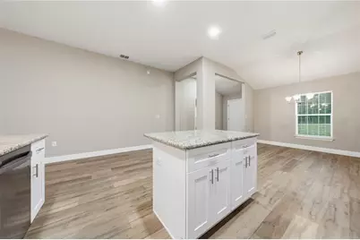 24891 NW Falcon Avenue, Dunnellon, FL 34431 - Photo 11