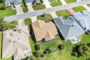 17916 SE 87th Melrose Ct, The Villages, FL 32162 - Photo 35