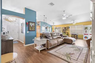 2398 Flatwood St, The Villages, FL 32162 - Photo 5