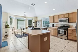 3516 Whiting Way, The Villages, FL 32162 - Photo 11