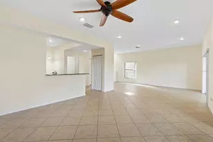 12366 NE 50th View, Oxford, FL 34484 - Photo 13