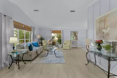 601 Santiago Court, The Villages, FL 32159 - Photo 7