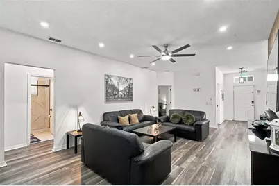 2136 Mallard Creek Circle, Kissimmee, FL 34743 - Photo 17