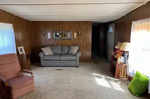 8232 Swan Lake Rd, Melrose, FL 32666 - Photo 11