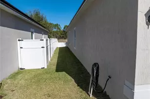 25038 NW 9th Ln, Newberry, FL 32669 - Photo 37