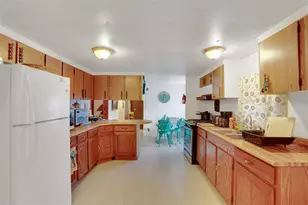 7629 NE 111th Pl, Gainesville, FL 32609 - Photo 3