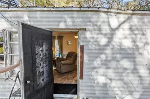 270 Bay St, Hawthorne, FL 32640 - Photo 9