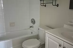 2360 SW Archer Rd, Gainesville, FL 32608 - Photo 3