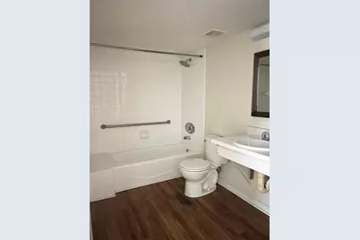 2360 SW Archer Road #602, Gainesville, FL 32608 - Photo 5