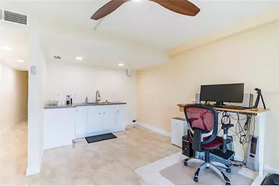 7182 E Bank Drive #7-103, Tampa, FL 33617 - Photo 7