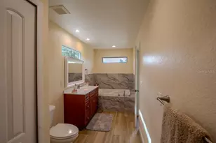 200 Hour Glass Cir, Hawthorne, FL 32640 - Photo 15