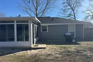 4924 NW 28th Pl, Gainesville, FL 32606 - Photo 13