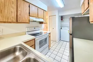 2635 SW 35th Pl, Gainesville, FL 32608 - Photo 7