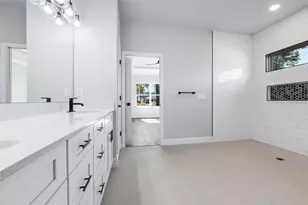 6703 SW 10th Ln, Gainesville, FL 32607 - Photo 17