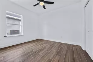 6682 SW 10th Ln, Gainesville, FL 32607 - Photo 7