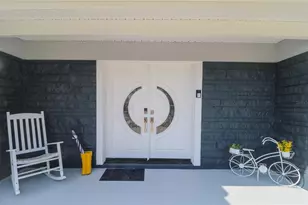 817 Blue Heron Blvd, Ruskin, FL 33570 - Photo 25