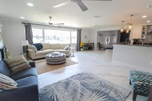 817 Blue Heron Blvd, Ruskin, FL 33570 - Photo 45