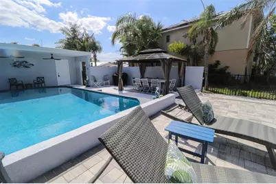 817 Blue Heron Boulevard, Ruskin, FL 33570 - Photo 9