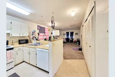 109 SE 16th Avenue #Q301, Gainesville, FL 32601 - Photo 7