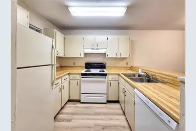 109 SE 16th Avenue #Q301, Gainesville, FL 32601 - Photo 7